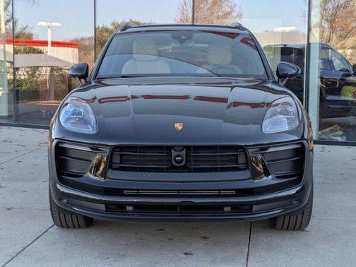 2026 Porsche Macan AWD