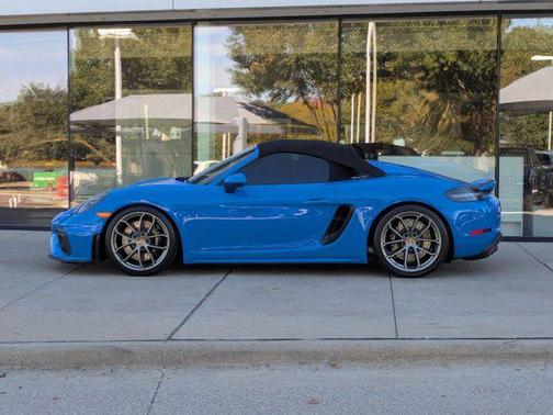 2023 Porsche 718 Spyder Roadster