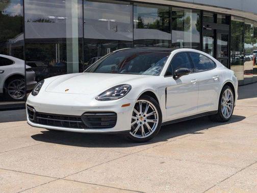 2021 Porsche Panamera RWD