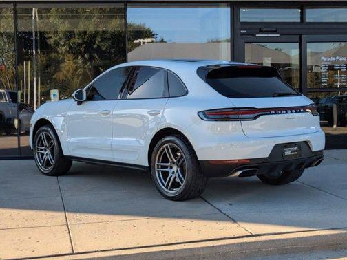 2020 Porsche Macan AWD