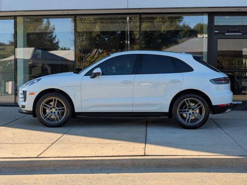 2020 Porsche Macan AWD