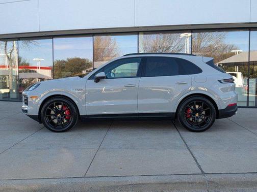 2026 Porsche Cayenne Cayenne S E-Hybrid