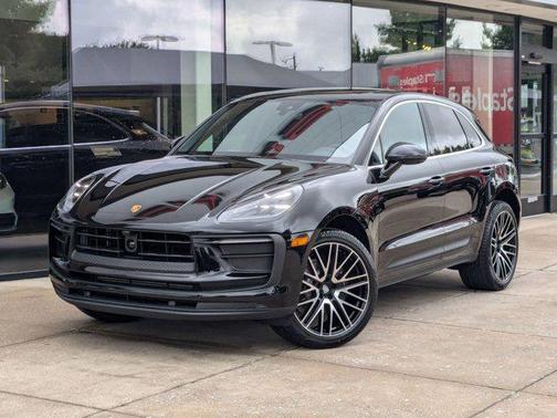 2025 Porsche Macan AWD