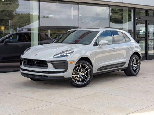 2025 Porsche Macan 