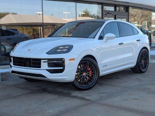 2026 Porsche Cayenne GTS