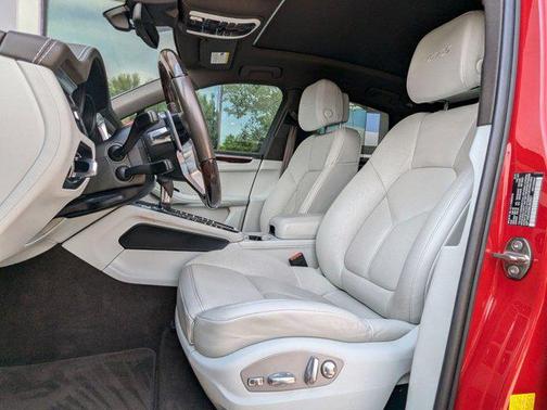 2021 Porsche Macan GTS