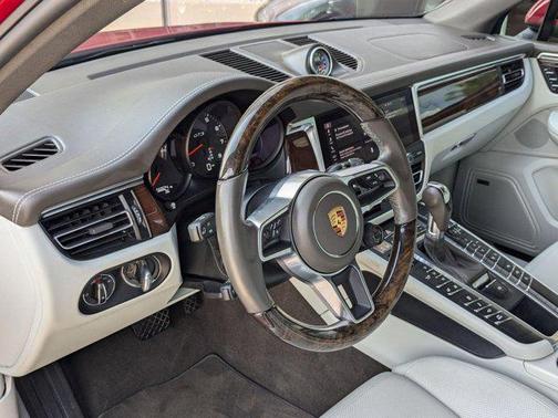 2021 Porsche Macan GTS