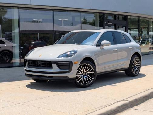 2025 Porsche Macan 