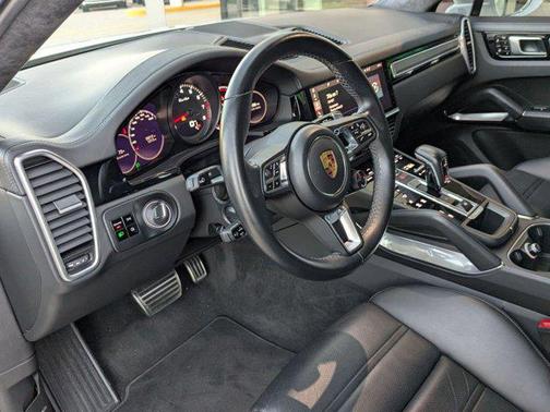 2021 Porsche Cayenne Turbo