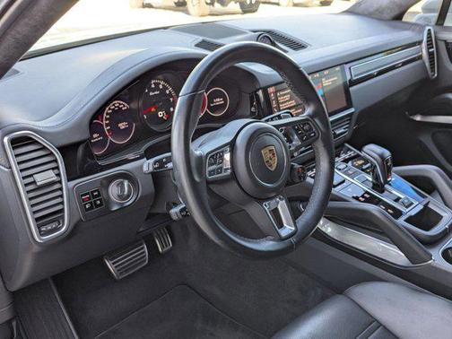 2021 Porsche Cayenne Turbo