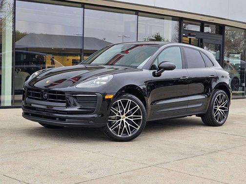 2026 Porsche Macan AWD