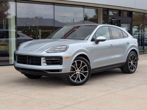 Dolomite Silver Metallic 2026 Porsche Cayenne