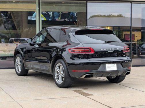 2018 Porsche Macan Base