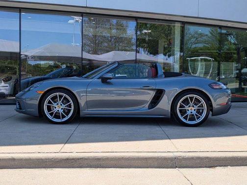 2025 Porsche 718 Boxster Roadster