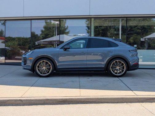 2026 Porsche Cayenne Turbo GT