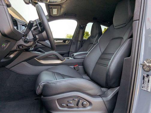 2026 Porsche Cayenne Turbo GT