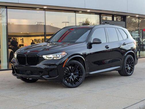 2022 BMW X5 M50i