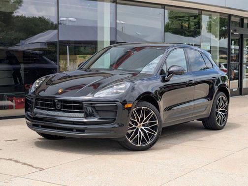 2025 Porsche Macan Base