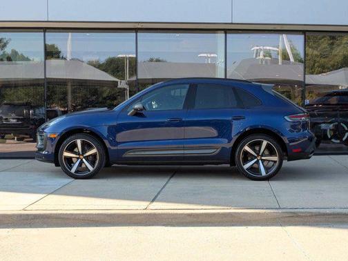 2025 Porsche Macan T