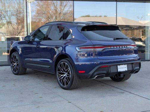 2026 Porsche Macan AWD