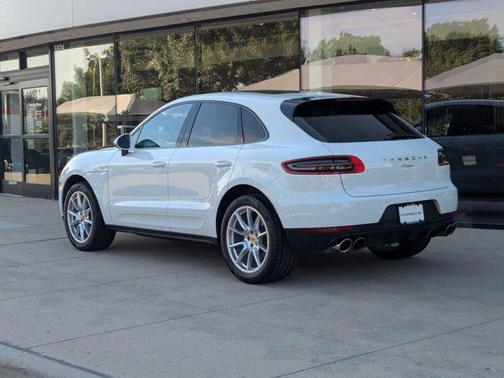 2018 Porsche Macan Sport Edition