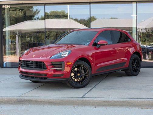 2021 Porsche Macan AWD