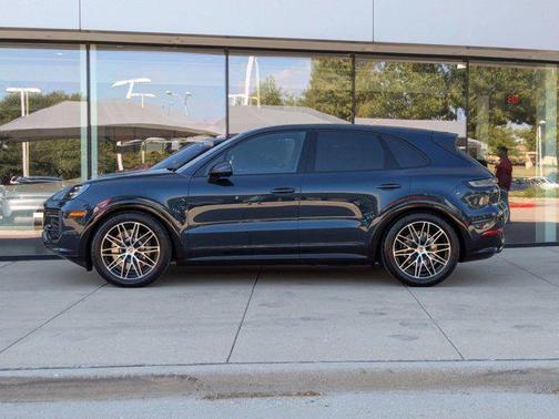 2026 Porsche Cayenne GTS
