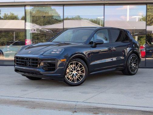 2026 Porsche Cayenne GTS