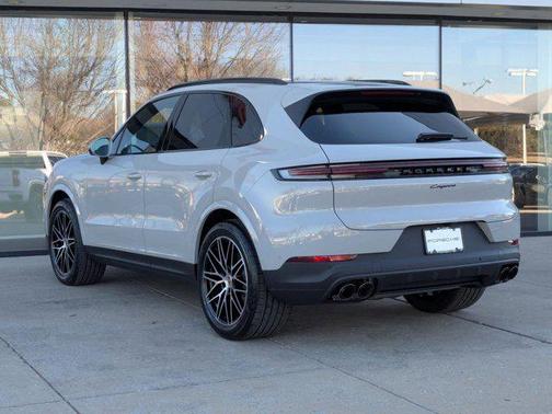 2026 Porsche Cayenne Cayenne