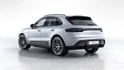 Dolomite Silver Metallic 2026 Porsche Macan