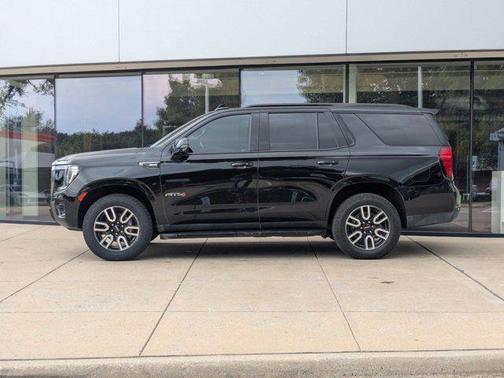 2021 GMC Yukon 4WD AT4