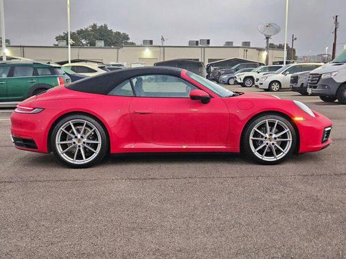 2021 Porsche 911 Carrera