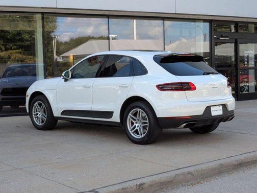 2017 Porsche Macan AWD