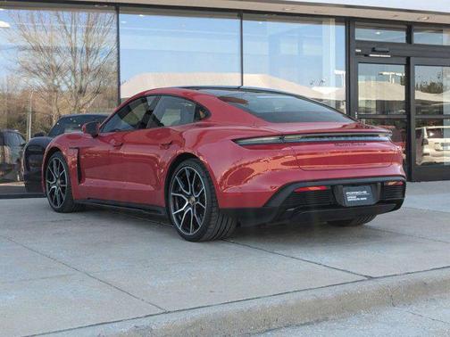 2024 Porsche Taycan Turbo S