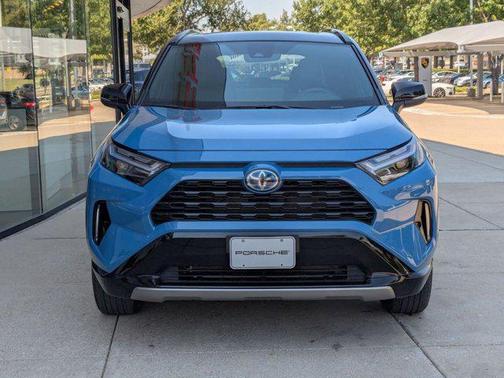 2024 Toyota RAV4 Hybrid SE