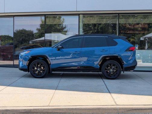 2024 Toyota RAV4 Hybrid SE