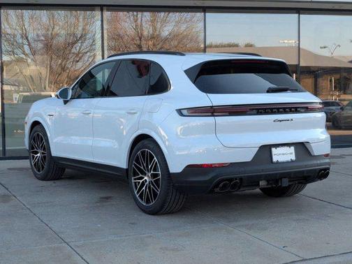 2026 Porsche Cayenne Cayenne S E-Hybrid