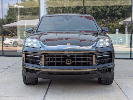 2025 Porsche Cayenne S