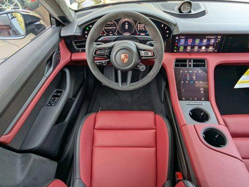 2026 Porsche Taycan GTS