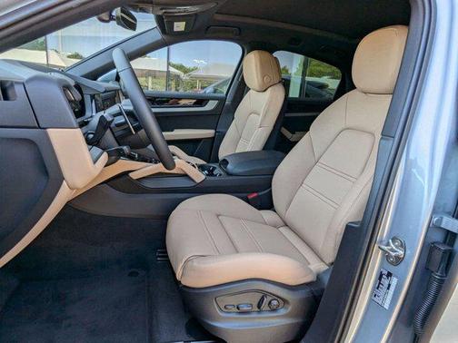 2025 Porsche Cayenne Cayenne