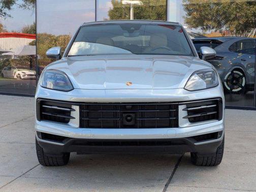 2025 Porsche Cayenne Cayenne