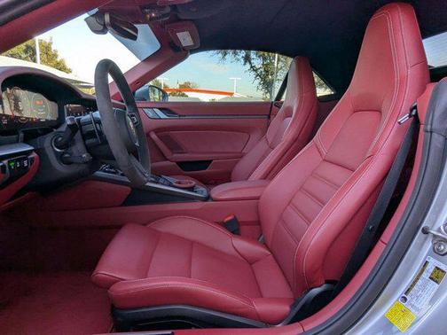 2025 Porsche 911 Carrera S