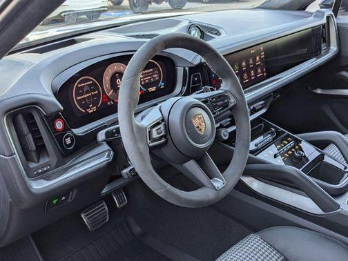 2025 Porsche Cayenne Cayenne S E-Hybrid