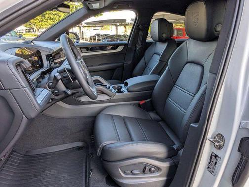 2026 Porsche Cayenne S