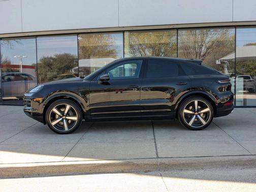 2025 Porsche Cayenne 