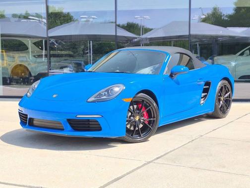 Shark Blue 2025 Porsche 718 Boxster