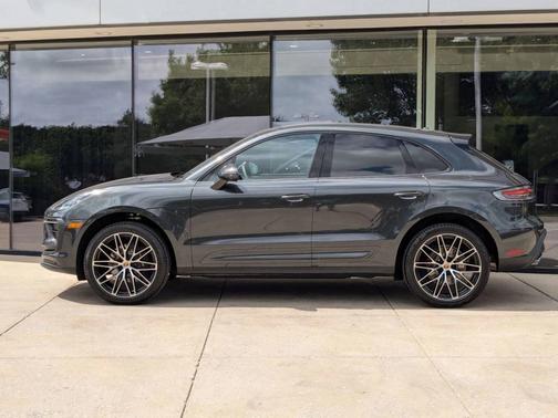 2025 Porsche Macan 