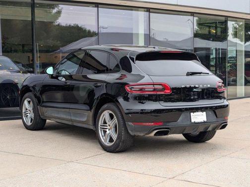 2018 Porsche Macan Base
