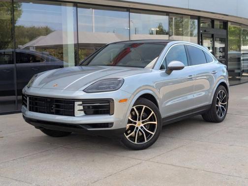 Dolomite Silver Metallic 2025 Porsche Cayenne