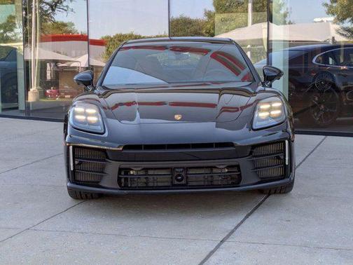 2026 Porsche Panamera RWD